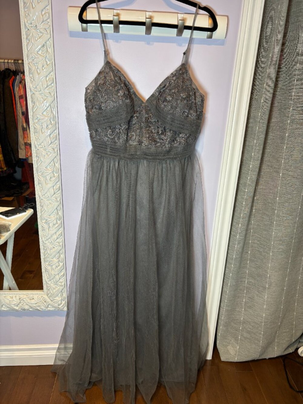 Beautiful Azazie Lace Detail Bridesmaid/Prom Gown Size A18 - Picture 2 of 11